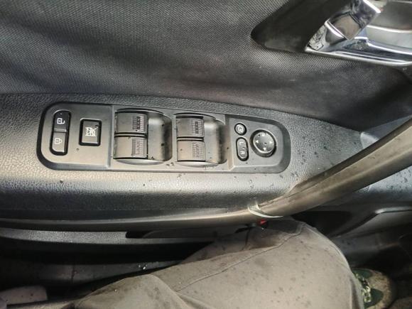 [杭州·浙A] 二手奔腾奔腾X802016款 2.0L 自动舒适型