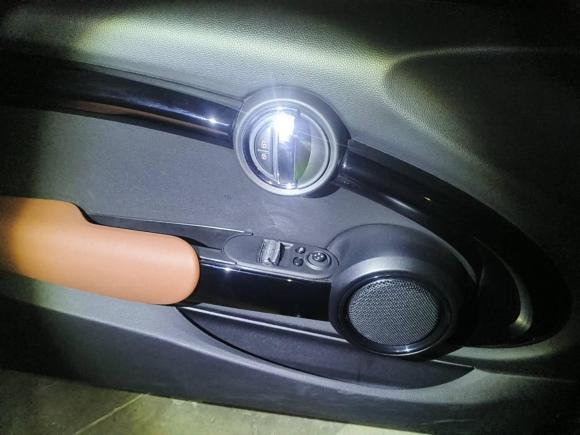 [成都·川A] 二手MINIMINI2021款 1.5T COOPER 艺术家