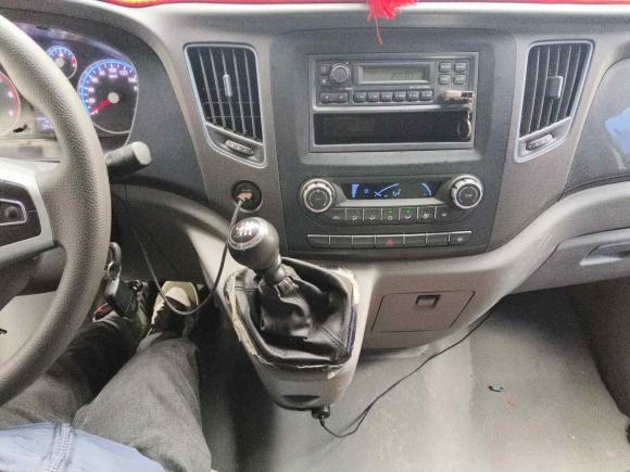 [无锡·苏B] 二手福田图雅诺2023款 吉象多功能 2.0T手动 长轴中顶 后单胎5/6/7/9座