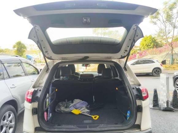 [广州·粤F] 二手Jeep自由光2016款 2.4L 领先版