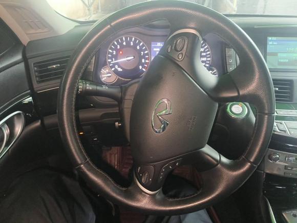 [上海·沪B] 二手英菲尼迪英菲尼迪Q702015款 Q70L 2.5L 精英版