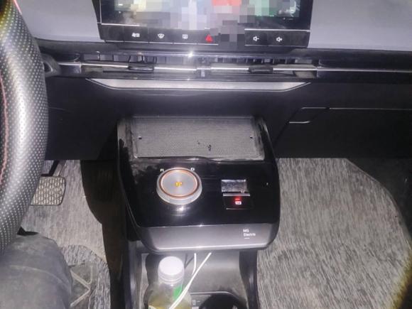[武汉·沪A] 二手名爵MG42022款 425km 豪华版