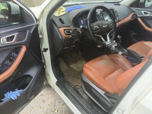 [武汉·鄂A] 二手奇瑞瑞虎72016款 2.0L CVT耀目版