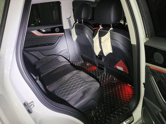 [上海·沪J] 二手红旗红旗HS52019款 2.0T 智联旗享四驱版