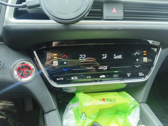 [上海·沪A] 二手思铭东风本田M-NV2023款 尚逸版