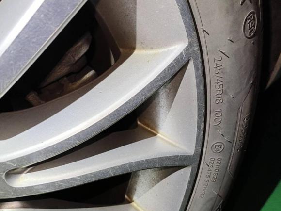 [佛山·粤B] 二手宝马宝马5系2014款 525Li 豪华设计套装