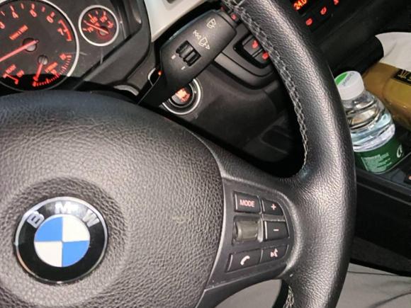 [杭州·浙A] 二手宝马宝马3系2015款 320i 时尚型