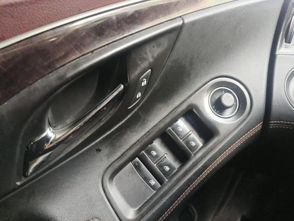 [武汉·鄂A] 二手别克君越2013款 2.4L SIDI精英舒适型