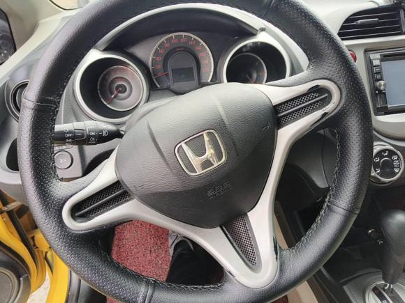 [成都·川A] 二手本田飞度2008款 1.3L 自动舒适版