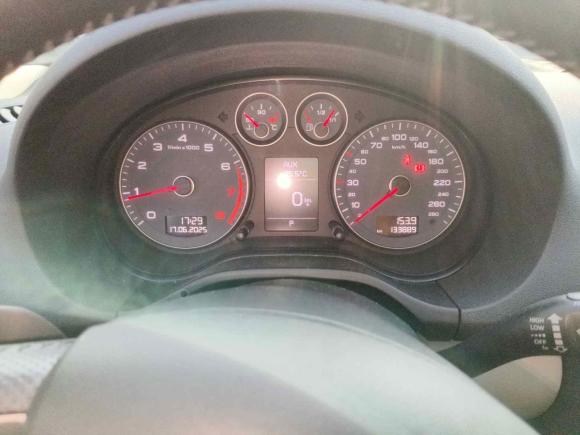 [杭州·浙A] 二手奥迪奥迪A32010款 Sportback 1.8T 豪华型