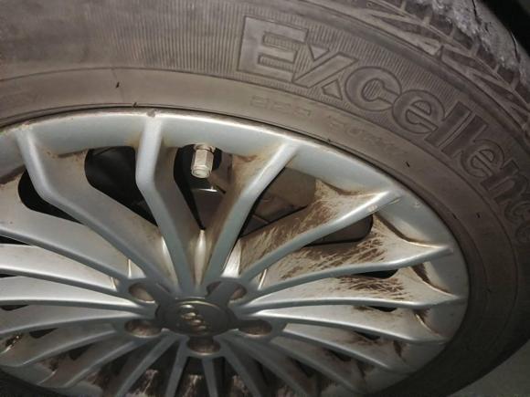 [武汉·鄂A] 二手奥迪奥迪A4L2015款 35 TFSI 自动舒适型