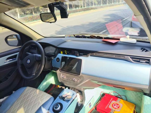 [南京·苏A] 二手华晨新日华晨新日i03A2021款 318km 31.45kWh