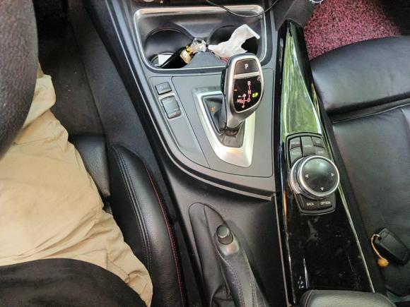 [嘉兴·浙F] 二手宝马宝马3系2014款 320i 运动设计套装