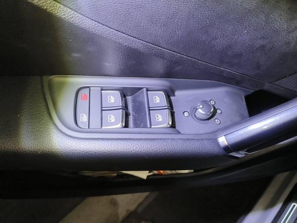 [深圳·粤B] 二手奥迪奥迪Q2L e-tron2019款 Q2L e-tron 纯电智享型