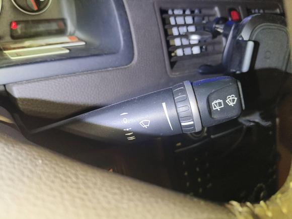 [广州·粤A] 二手沃尔沃沃尔沃XC902010款 2.5T AWD