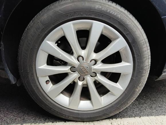 [成都·川B] 二手奥迪奥迪A6L2012款 TFSI 标准型