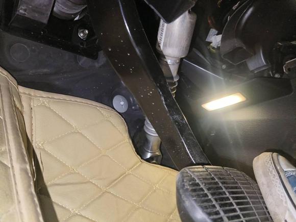 [深圳·粤B] 二手宝马宝马2系多功能旅行车2015款 218i 运动设计套装