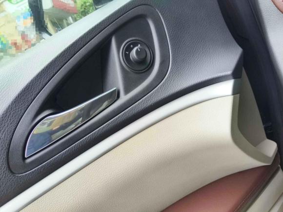 [广州·粤A] 二手别克别克GL82017款 25S 豪华型 国V