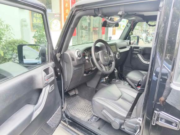 [上海·沪B] 二手Jeep牧马人2015款 3.6L Rubicon 四门舒享版