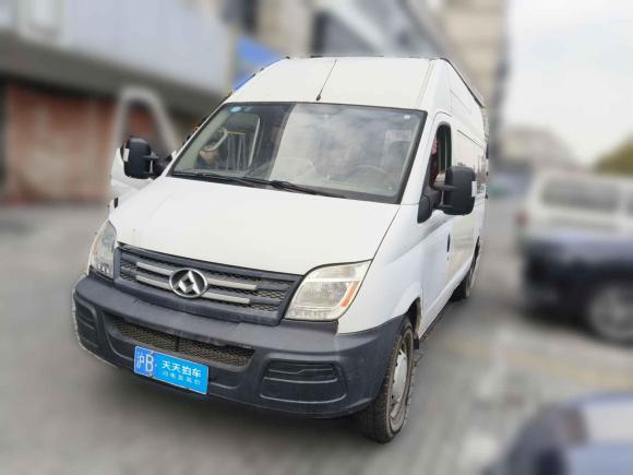 [嘉兴·沪B] 二手大通新途V802015款 2.5T 手动傲运通版长轴高顶