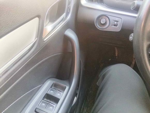 [上海·沪A] 二手荣威荣威i6新能源2017款 45T 混动互联智享版