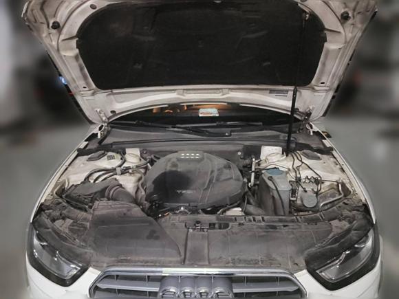 [武汉·鄂A] 二手奥迪奥迪A4L2015款 35 TFSI 自动舒适型
