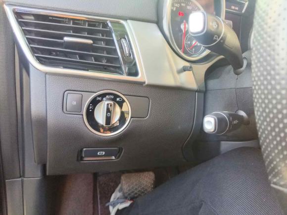 [上海·鲁H] 二手奔驰奔驰GLE轿跑2015款 GLE 320 4MATIC 轿跑SUV