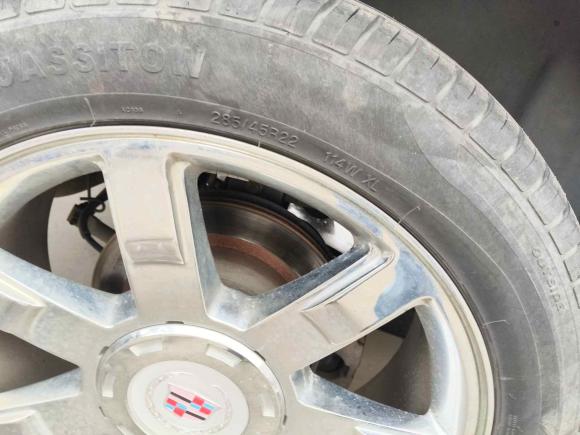 [常州·苏D] 二手凯迪拉克凯雷德ESCALADE2006款 6.2 AWD