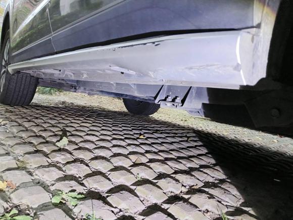 [上海·沪M] 二手荣威荣威RX82018款 30T 智联网两驱至尊版