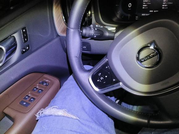 [杭州·浙A] 二手沃尔沃沃尔沃XC602022款 B5 四驱智远豪华版