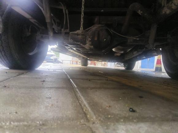 [南昌·苏D] 二手上汽大通MAXUS大通T602017款 2.8T柴油手动两驱高底盘舒享型长厢国V