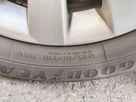 [上海·沪A] 二手大众帕萨特2011款 1.8TSI DSG尊荣版