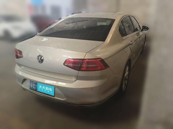 [佛山·粤E] 二手大众迈腾2017款 330TSI DSG 领先型