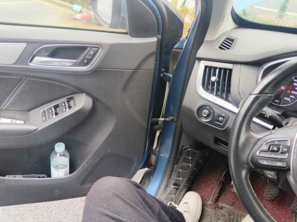 [嘉兴·浙F] 二手荣威荣威RX52018款 20T 两驱手动旗舰版