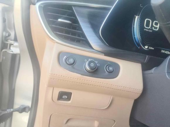 [深圳·粤B] 二手别克别克GL82020款 ES陆尊 653T 豪华型