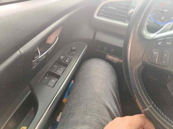 [广州·粤A] 二手铃木锋驭2015款 1.6L CVT两驱精英型