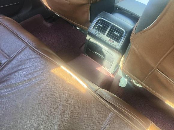 [宁波·浙B] 二手奥迪奥迪A4L2010款 2.0 TFSI 标准型