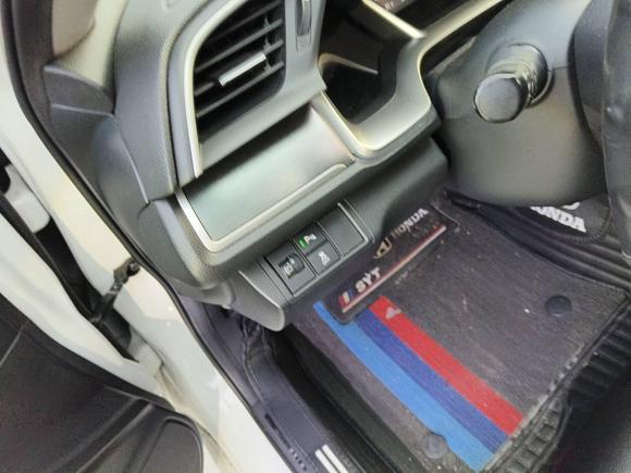 [深圳·粤B] 二手本田思域2016款 220TURBO CVT豪华版