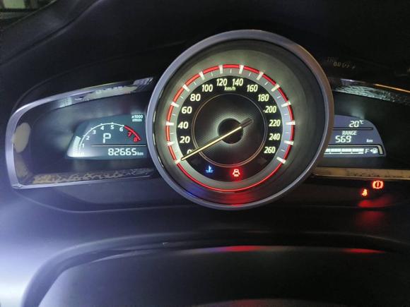 [深圳·粤B] 二手马自达马自达3 昂克赛拉2014款 两厢 1.5L 自动豪华型