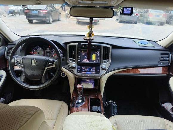 [武汉·鄂A] 二手丰田皇冠2015款 2.5L 智享版