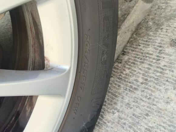 [上海·沪C] 二手奔驰奔驰A级2020款 A 200 L 运动轿车