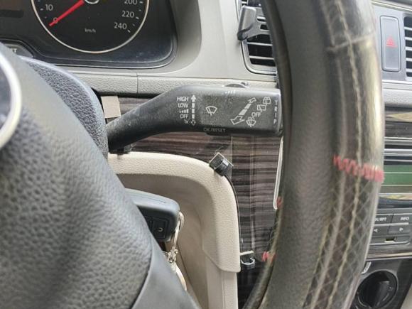 [杭州·浙A] 二手大众朗行2013款 1.6L 自动舒适型