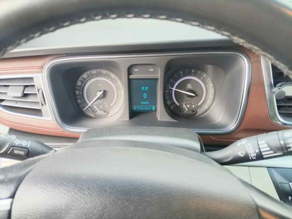 [无锡·苏B] 二手别克别克GL82017款 25S 尊贵型 国V