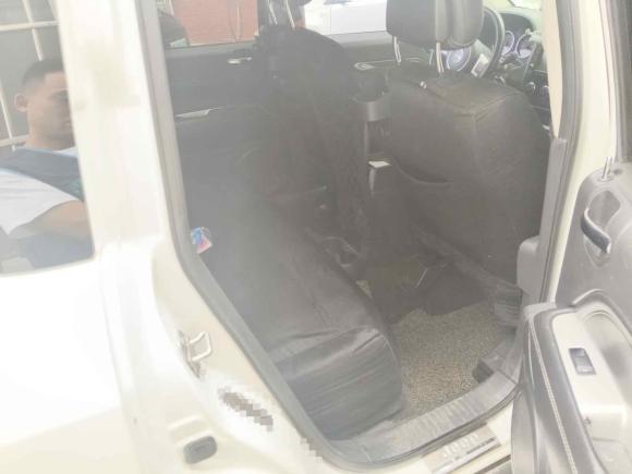 [青岛·鲁B] 二手Jeep指南者2014款 改款 2.0L 两驱精英版