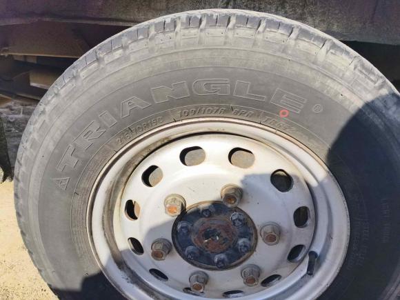 [济南·鲁B] 二手福特经典全顺2009款 2.8T柴油多功能型短轴中顶JX493ZLQ3