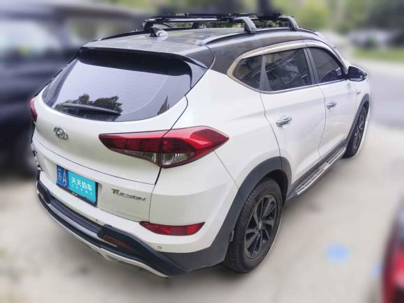 [南京·苏A] 二手现代途胜2015款 1.6T 双离合两驱智能型