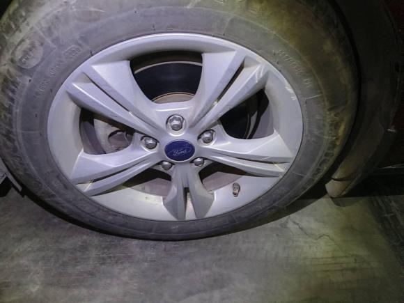 [深圳·粤B] 二手福特福克斯2012款 两厢 1.6L 自动风尚型