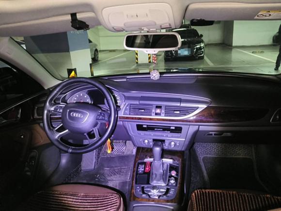 [济南·鲁A] 二手奥迪奥迪A6L2017款 30 FSI 舒适型