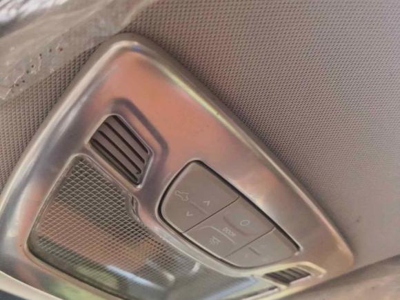 [武汉·鄂A] 二手宝骏宝骏5102017款 1.5L 自动豪华型