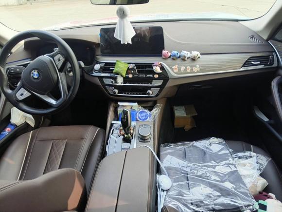 [无锡·苏B] 二手宝马宝马5系2022款 改款二 530Li 领先型 豪华套装